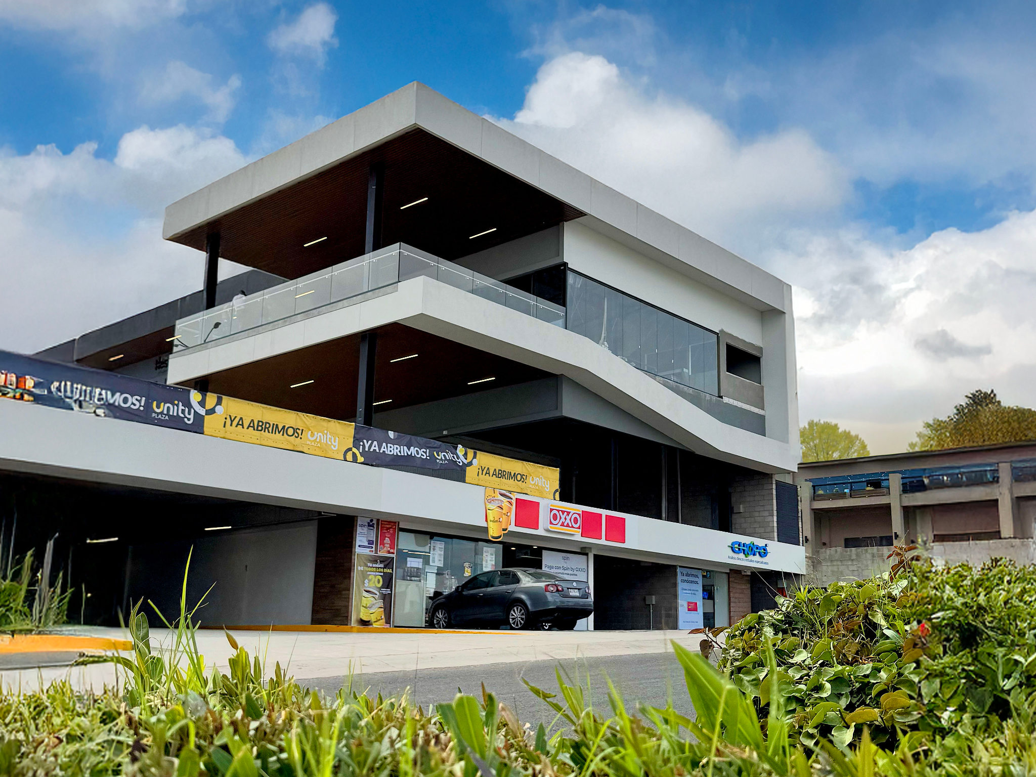 Locales Unity Plaza